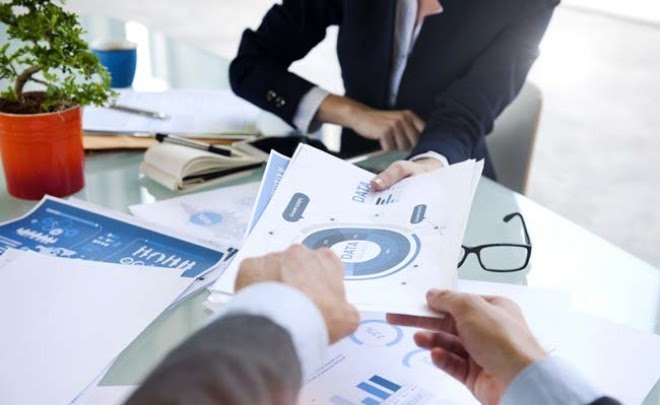 Thumbnail Strategic Business dan Financial Analysis