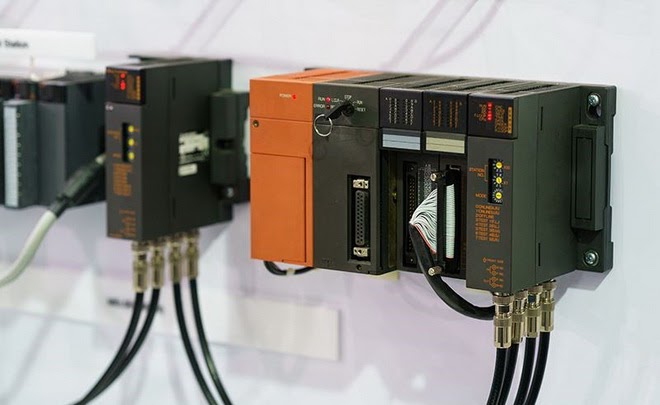 Thumbnail Online Training – PLC (Keyence & Omron) : Operation, Programming, Troubleshooting & Maintenance